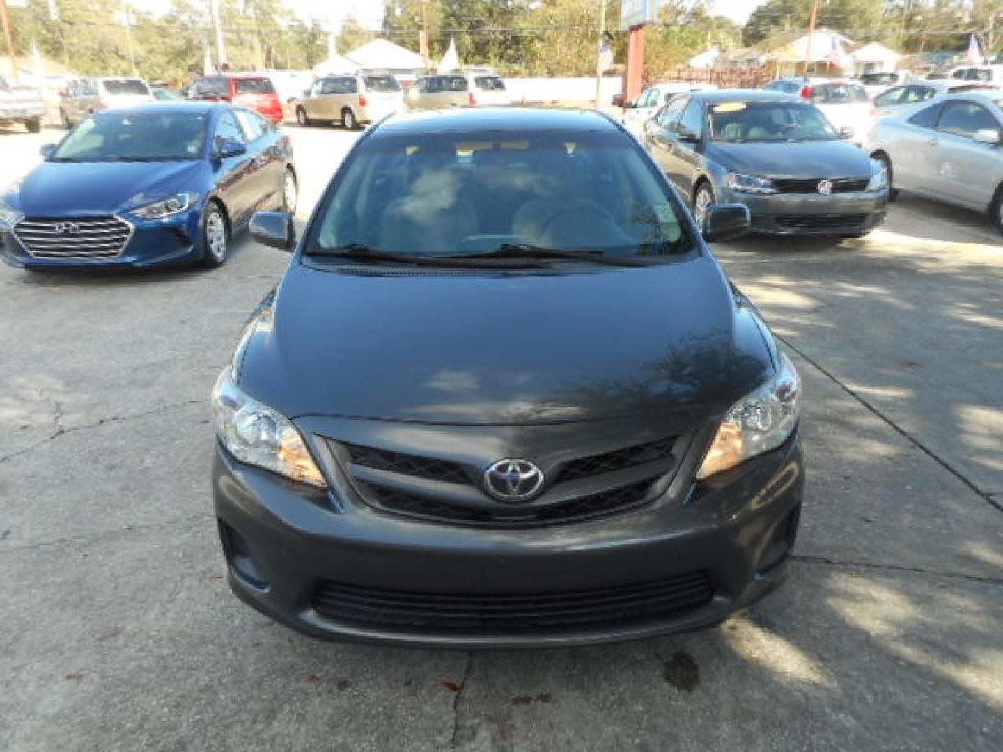 2011 SILVER TOYOTA COROLLA BASE; S; LE; (2T1BU4EE2BC) , located at 1200 Cassat Avenue, Jacksonville, FL, 32205, (904) 695-1885, 30.302404, -81.731033 - Photo#0